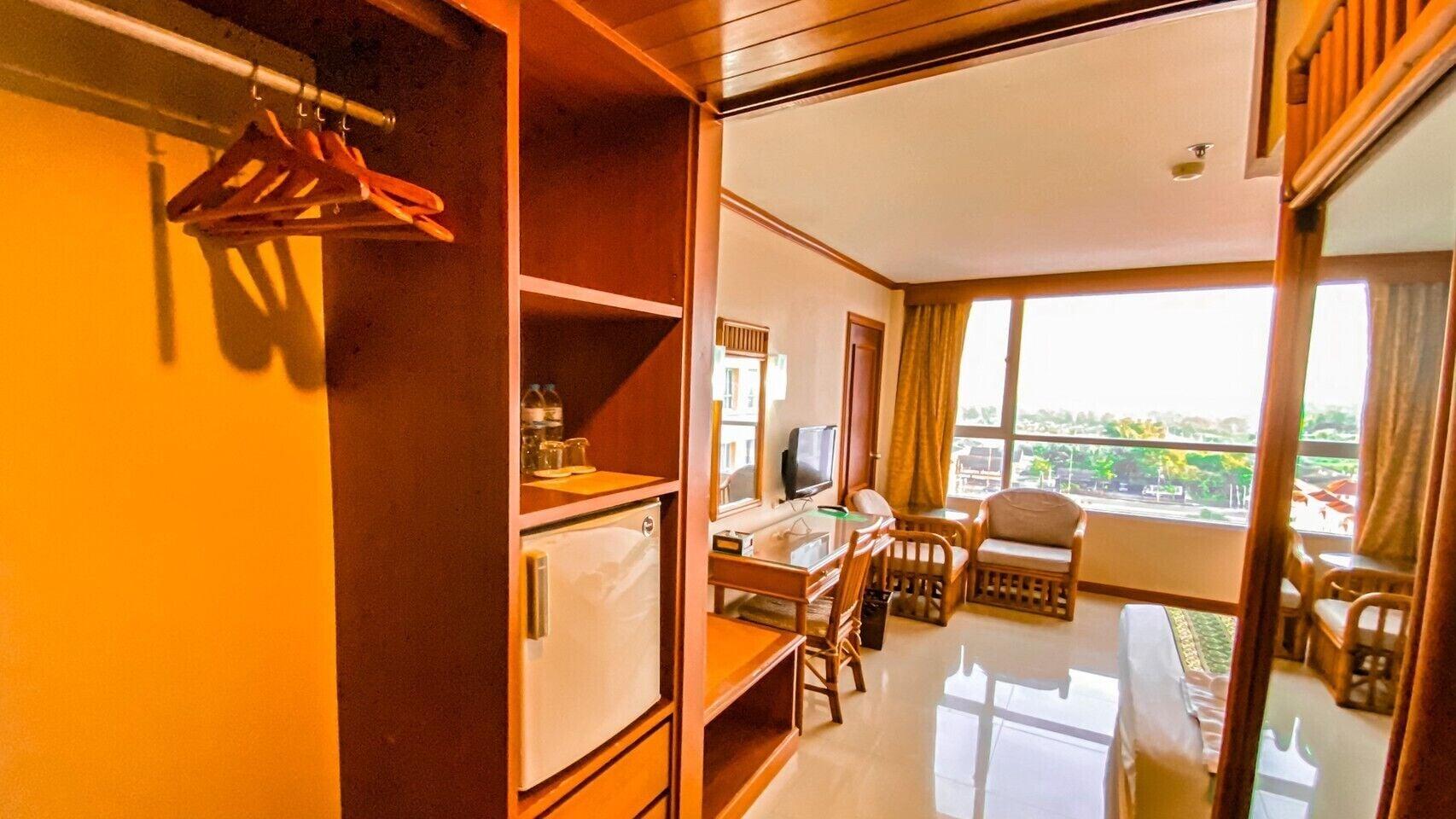 K Park Grand Hotel Sha Plus Certified Σούρατ Τανί Εξωτερικό φωτογραφία