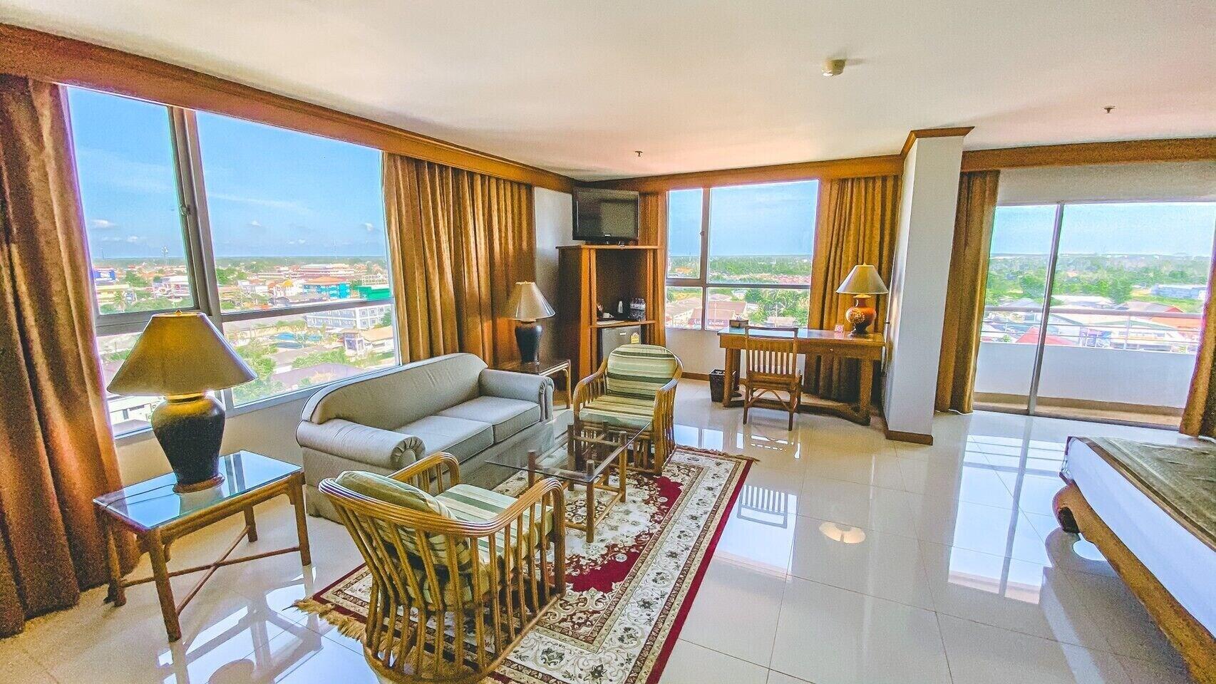 K Park Grand Hotel Sha Plus Certified Σούρατ Τανί Εξωτερικό φωτογραφία